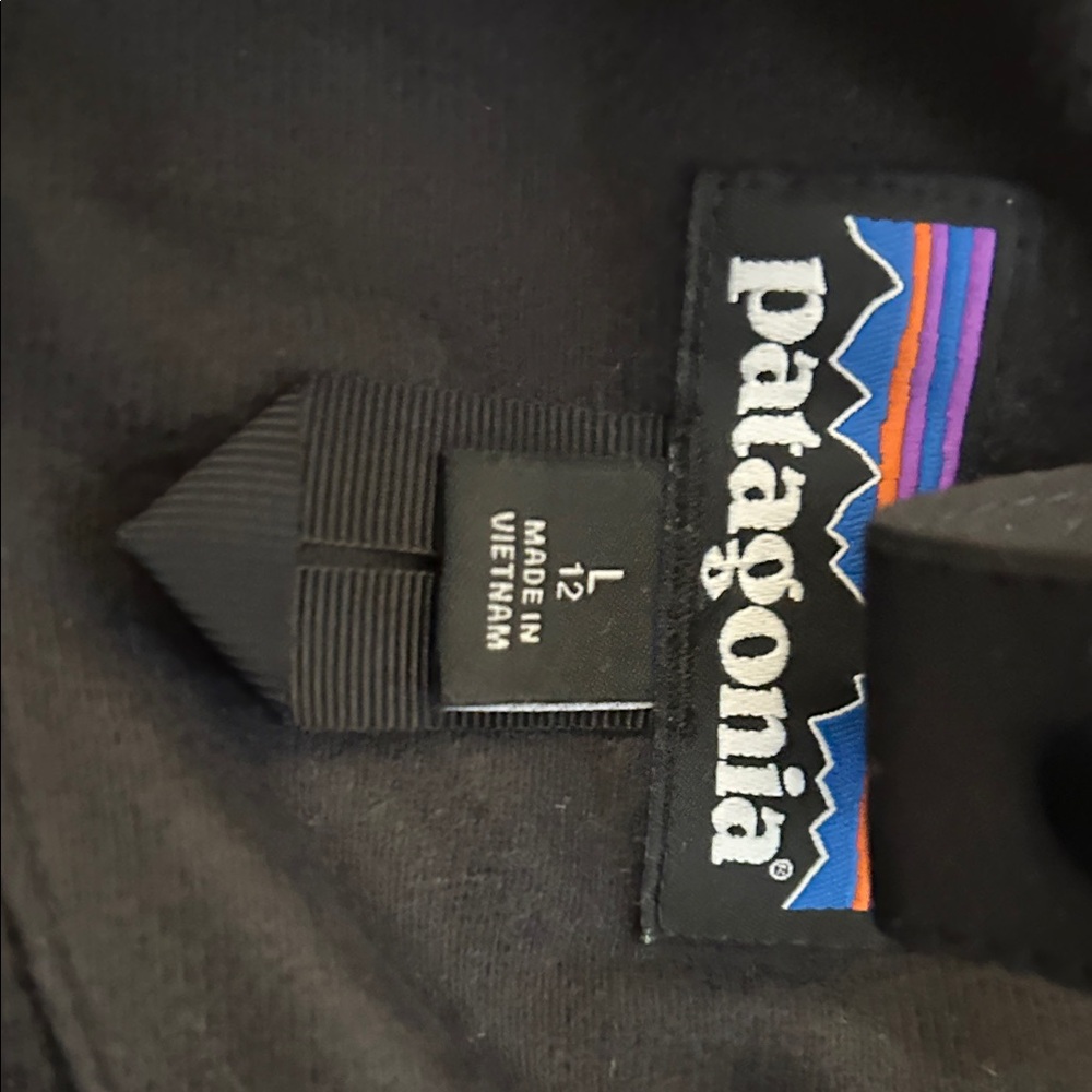 Patagonia Kids Jacket - Picture 5 of 6